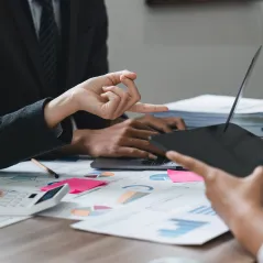 screenshot of the first page of Image of people's hand